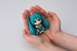 NENDOROID PLUS: HATSUNE MIKU RUBBER MASCOT