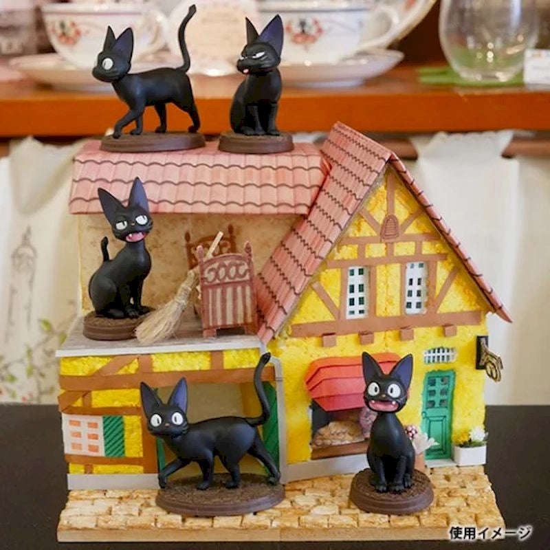 JIJI POSES KIKI'S DELIVERY SERVICE BLIND BOX