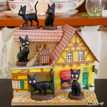 JIJI POSES KIKI'S DELIVERY SERVICE BLIND BOX