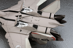 HASEGAWA 1:72 VF-11B THUNDERBOLT MACROSS PLUS