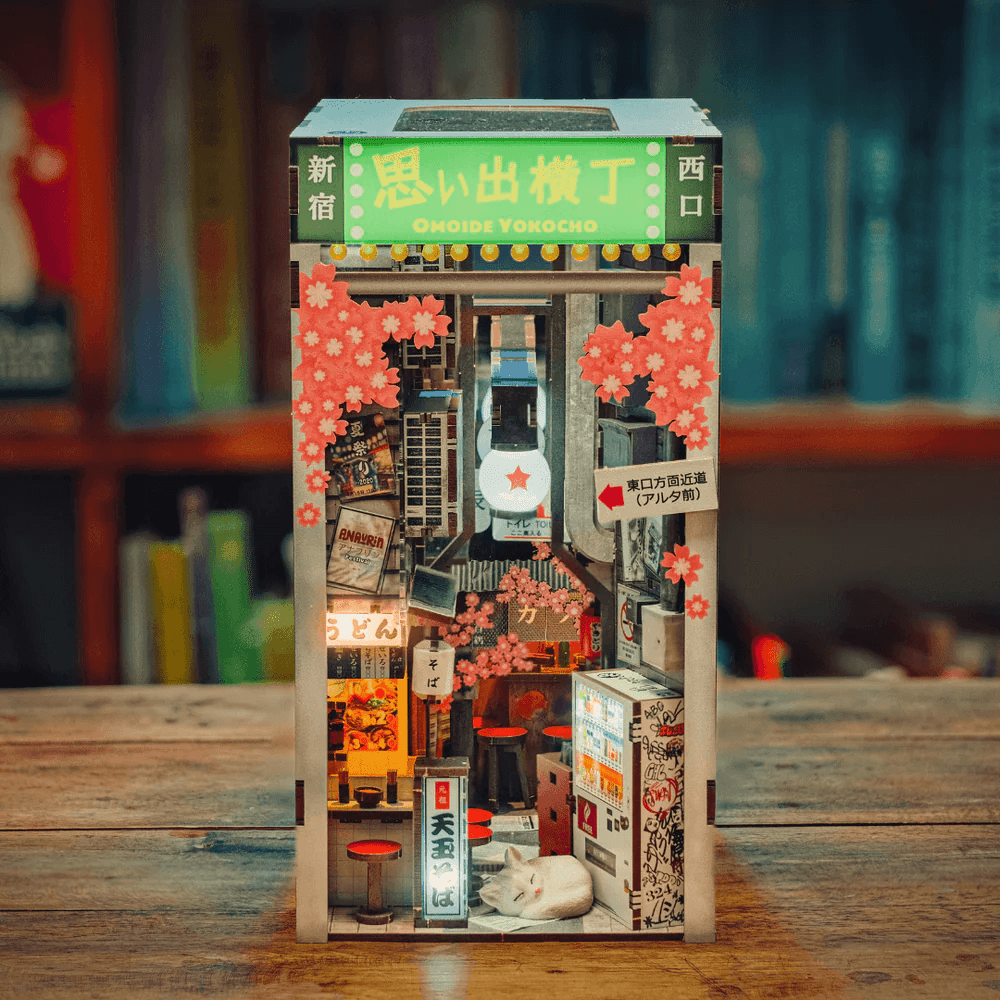 OMOIDE YOKOCHO BOOK NOOK KIT