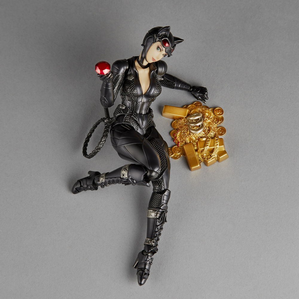 Revoltech Amazing Yamaguchi Cat Woman