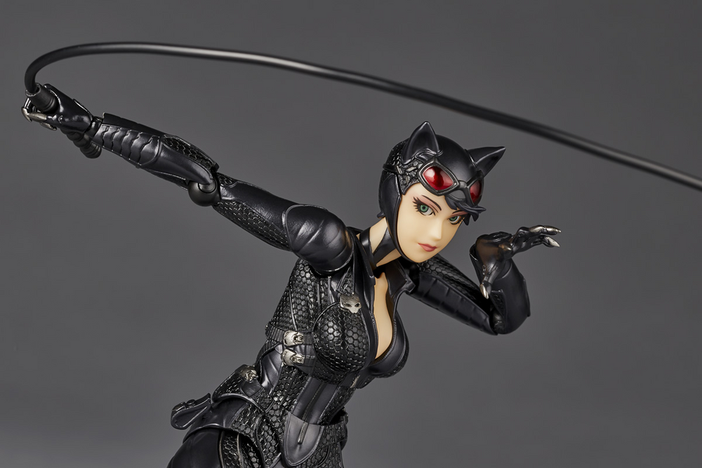 Revoltech Amazing Yamaguchi Cat Woman