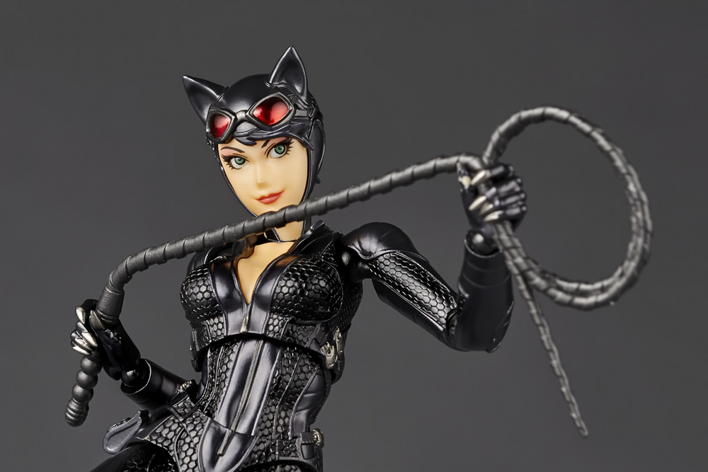 Revoltech Amazing Yamaguchi Cat Woman