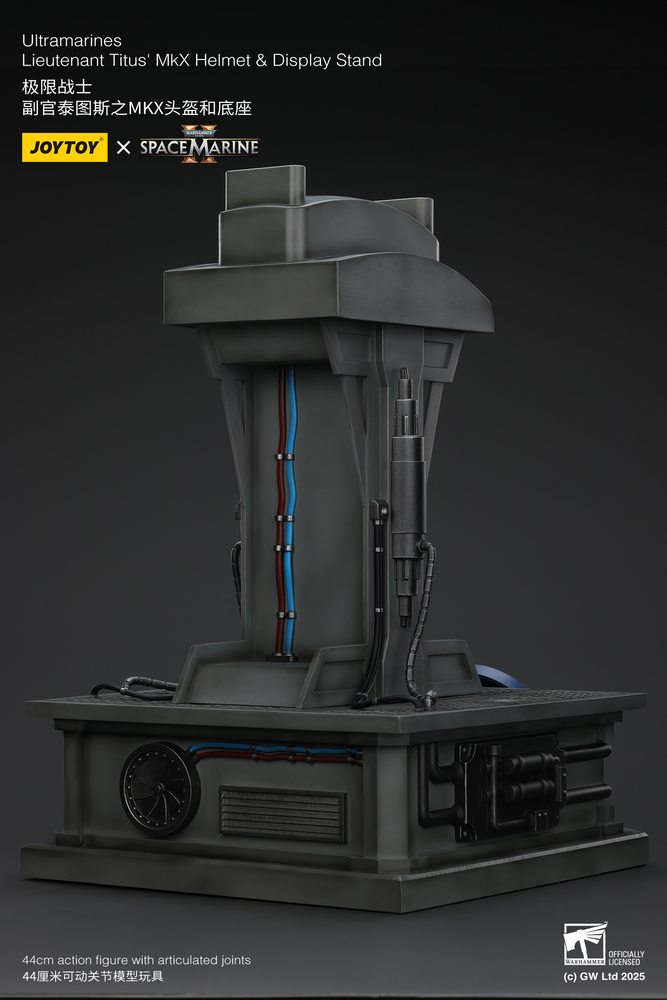 JOYTOY ULTRAMARINES LIEUTENANT TITUS' MKX HELMET & DISPLAY STAND