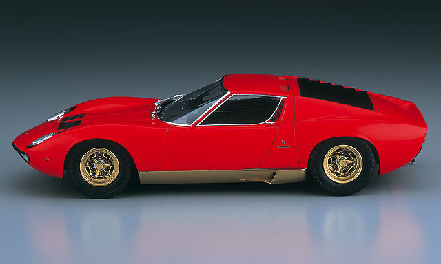 HASEGAWA1 :24 LAMBORGHINI MIURA SV