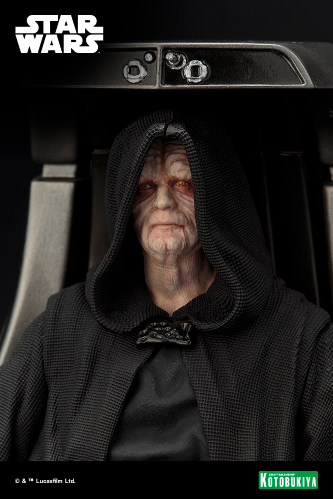 EMPEROR PALPATINE ARTFX+ STATUE
