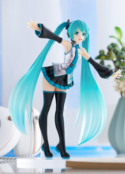 POP UP PARADE HATSUNE MIKU: TRANSLUCENT COLOR VER.