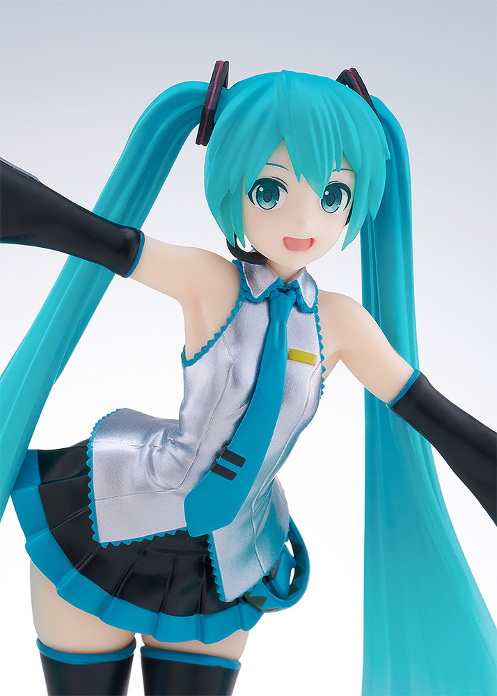 POP UP PARADE HATSUNE MIKU: TRANSLUCENT COLOR VER.
