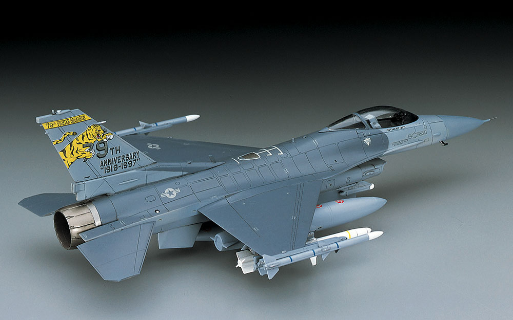 HASEGAWA 1/72 F-16CJ FIGHTING FALCON (BLOCK 50)