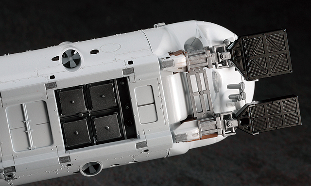 [SW01] 1:72 MANNED RESEARCH SUBMERSIBLE SHINKAI 6500