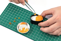SUSHI PLASTIC MODEL: IKURA (SALMON ROE)(RE-RUN)