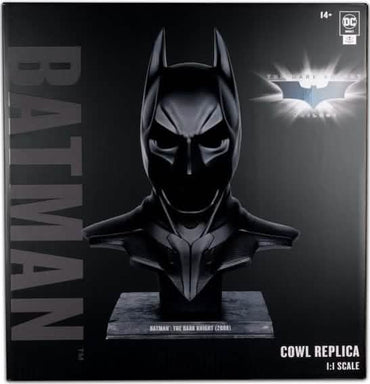 DC DIRECT - 1:1 SCALE COLLECTOR COWL - THE DARK KNIGHT