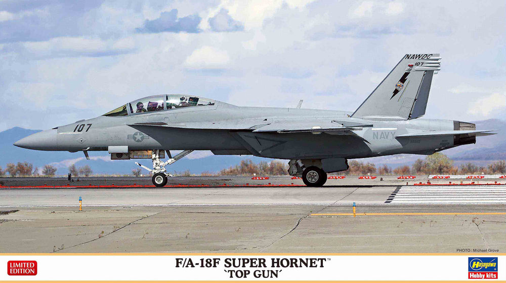 Hasegawa 1/72 F/A-18F Super Hornet "Top Gun"