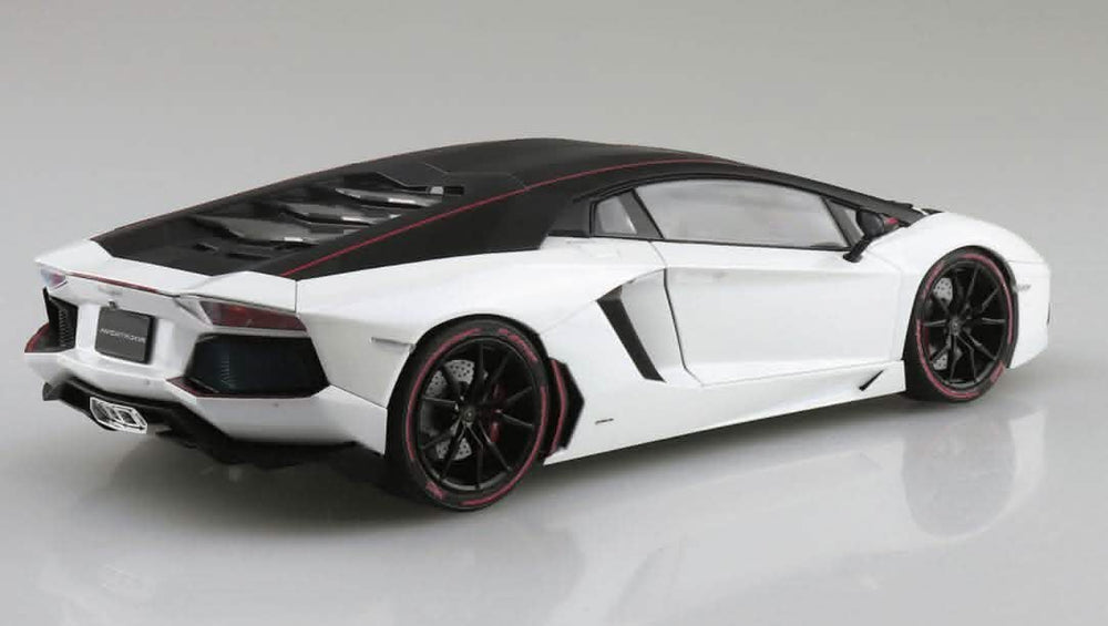 Aoshima 1/24 Lamborghini Aventador '15 Pirelli Edition